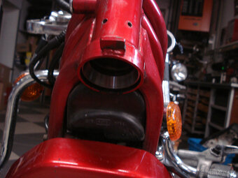 Suzuki VS 800 Intruder - 15