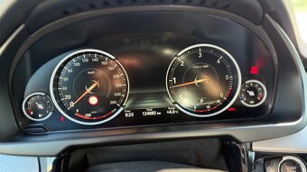 BMW X5 (f15) 30d x-drive, M-packet, 190 kw, originál tažné - 15