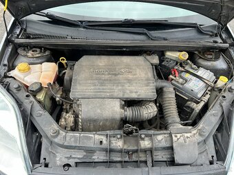 Ford Fiesta 1.3 51kW - Nová STK - 15