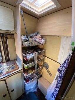 Obytny automobil Mercedes Benz 207d Westfalia - 15