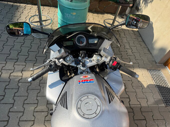 Honda VFR 800 - 15
