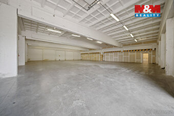 Pronájem skladu, 1072 m², Hradec Králové, ul. Stavební - 15
