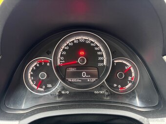 VW UP 1.0 CNG Facelift - 15