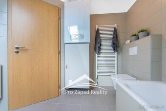 Pronájem rodinného domu 161 m2 se zahradou 216 m2  + G + T,  - 15