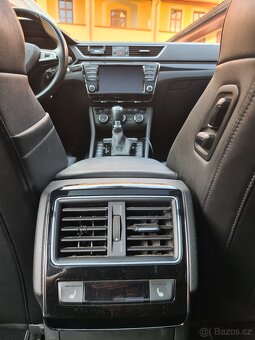 ŠKODA SUPERB LAURIN & KLEMENT 2.0 TDi / 140 kW 4x4 DSG - 15