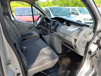 Opel Vivaro 2.0 DCi tažné 3místa - 15