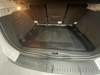 Renault Scenic Kombi 1,9dCi/96 kW (r.v. 2011) - 15