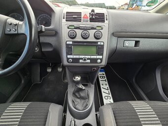 Volkswagen Touran 1.9 TDi 77KW BXE Trend - 15
