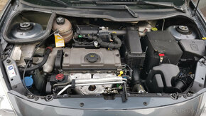 Peugeot 206+ , 1.4 benzín, 55kw, r.v. 2009, naj. 74 955 km - 15