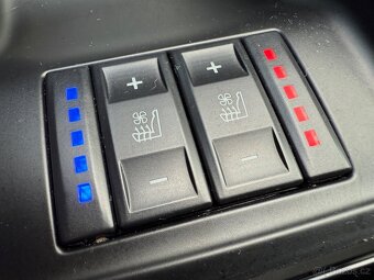 FORD S-MAX 2.2 TDCI TITANIUM //2013 XENON PANORAMA VENTILACE - 15