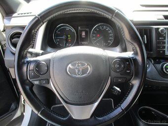 TOYOTA RAV4 2.5Hybrid 145 kW Executive e-CVT 2016 - 15