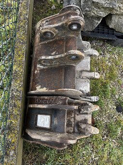 Minibagr Bobcat E16 - 15