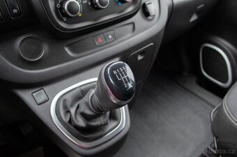 Renault Trafic Kombi Van Energy dCi 145 L2 - 15