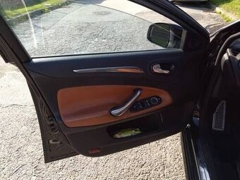 Ford Mondeo 2,2 129kw Individual - 15