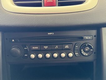 Peugeot 207, 1,4 HDi - 15