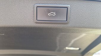 Superb Combi 2.0TSI, DSG, NAV, tažné, nez. topení - 15