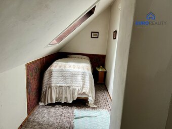 Prodej, rodinný dům, 195 m2, Valy, ul. Borová - 15