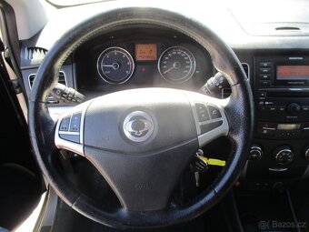 SSANGYONG KORANDO D20T Executive AWD bez koroze 2011 - 15