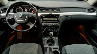 Superb Combi 2.0 tdi 110 000 Km - 15