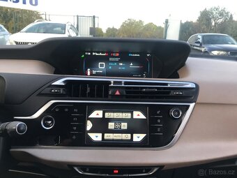 Citroën Grand C4 Picasso 1.6i 115 KW,Exklusive,TV,ČR... - 15