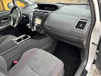 Toyota Prius, 1.8 i 73kW HYBRID 7 MÍST - 15