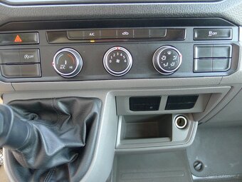 Volkswagen Crafter, 2,0 TDI 50 Valník 7míst+Klima - 15