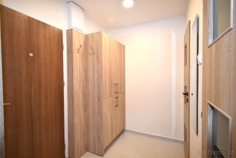 Pronájem krásného bytu 1+kk, 30m2, Praha 4 - Háje, ul. Schul - 15