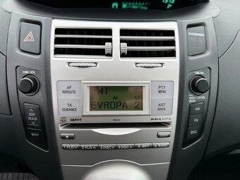 Toyota Yaris 1.3 VVT-i 64kW Automat - 15