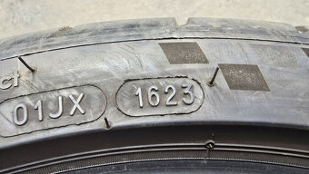 Letní pneu 245/35/19 Michelin - 15