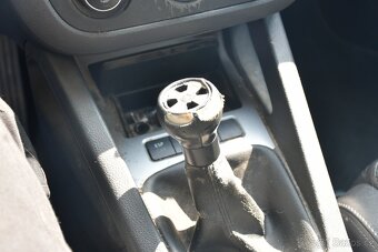 Prodám vw golf 5 1.6 fsi 85 kw na díly nebo kutila - 15