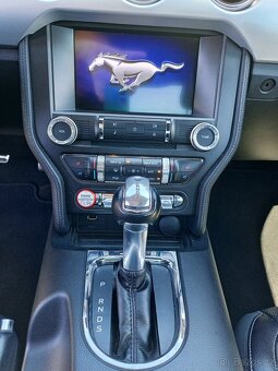 FORD MUSTANG MK6 - 5.0 L -  GT V8 - 313 KW - STK 07/2027 - 15