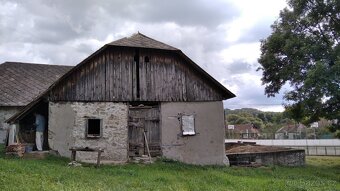 Maštal a Sýpka s pivnicou - 15