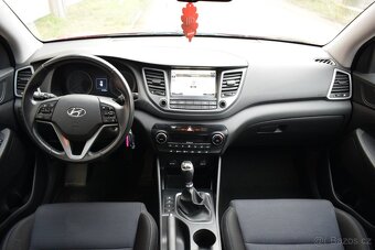 Hyundai Tucson 1.6 GDi/NAVI/KAMERA/MANUÁL/AC/ - 15