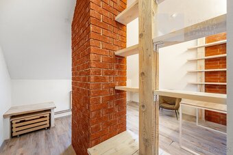 Prodej rodinného domu 180 m2, garáž, pozemek, 297 m2 - 15