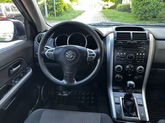 Suzuki Grand Vitara 1.9 DDiS SUV 4x4 Tažné 2 tuny 1. Majitel - 15