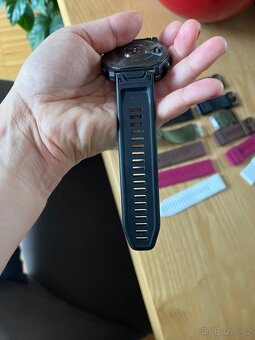 Garmin fenix 7X Solar - Gray/Black Silicone Band - 15