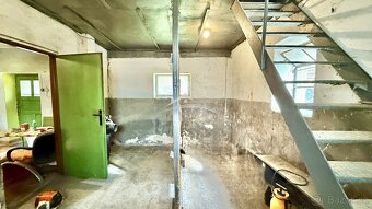 Prodej rodinného domu 3+1 s garáží, Vinary - 15