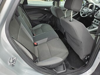 FORD FOCUS 1.6i 77KW HATCHBACK 2011 102TKM - 15
