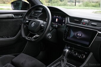 Škoda Superb Combi 2.0 TDISportline DSG - 15
