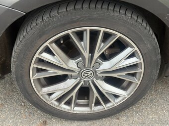 Volkswagen Passat 2,0 TDI 103 kW Automat tažné - 15