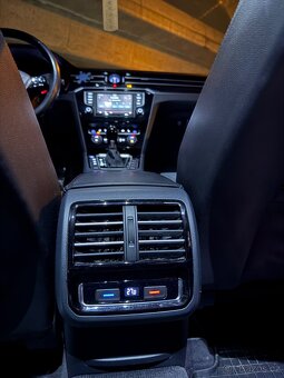 VW Passat b8, 2.0 Bi-TDI 176kw 4motion - 15