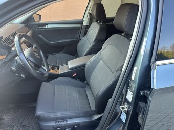 Škoda Superb 2.0 TDi 140kW 4x4 serviska - 15