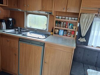 Prodám karavan - 15