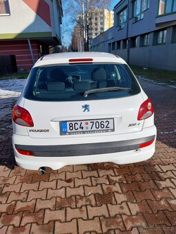 Peugeot 206+ - 15