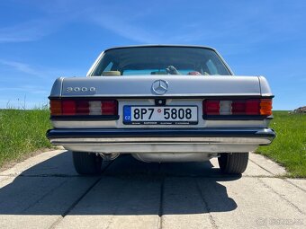 Mercedes W123 300D - 15