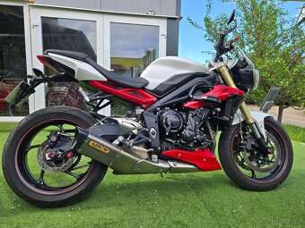 Prodám Triumph Street Triple 675 78 kw  Rv.2017 najeto - 15