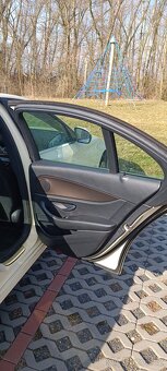 Prodám Mercedes E200 110 KW 150 KS, automat 9G - 15