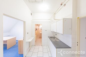 ČINŽOVNÍ DŮM: Náměstí Svatopluka Čecha 516/3, 702 00 Ostrava - 15