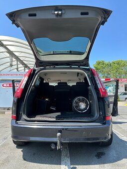 Ford. C max - 15