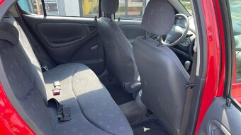 Toyota Yaris, 1.0 VVT- I 50KW, RV 7/2001 - 15